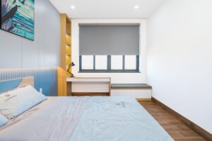 Łóżko młodzieżowe z biurkiem – oszczędność miejsca